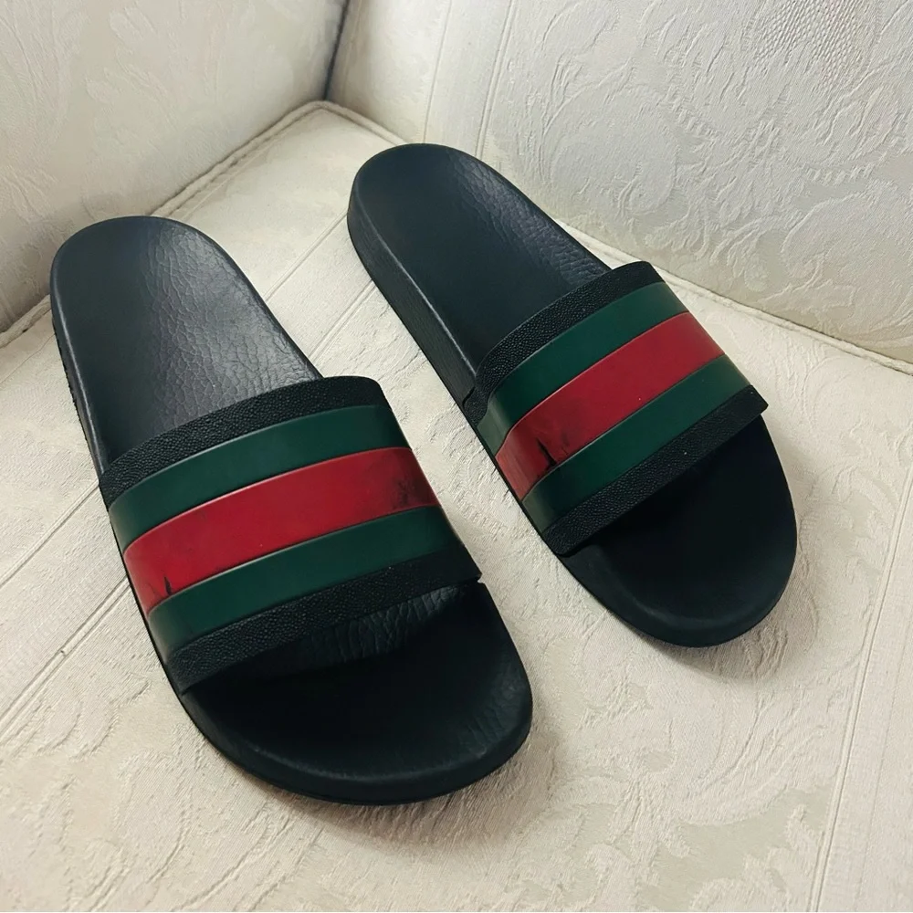 Classic chic! Gucci iconic Pursuit '72 Rubber Slide 'Black” size 9